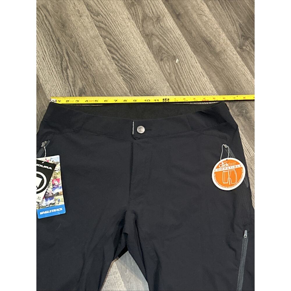 Endura Singletrack II Cycling Shorts Size XL - Picture 7 of 15